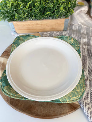 Cozy for Plate Green with Gold Leaves